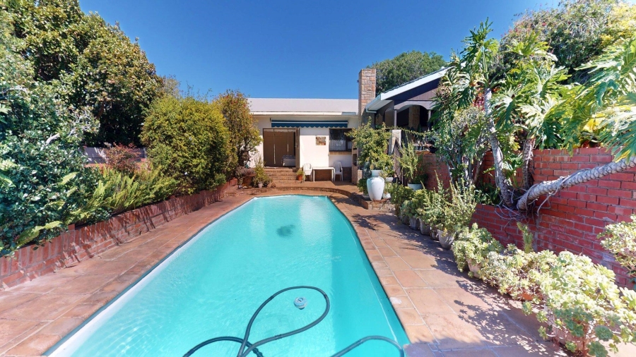 4 Bedroom Property for Sale in Walmer Eastern Cape